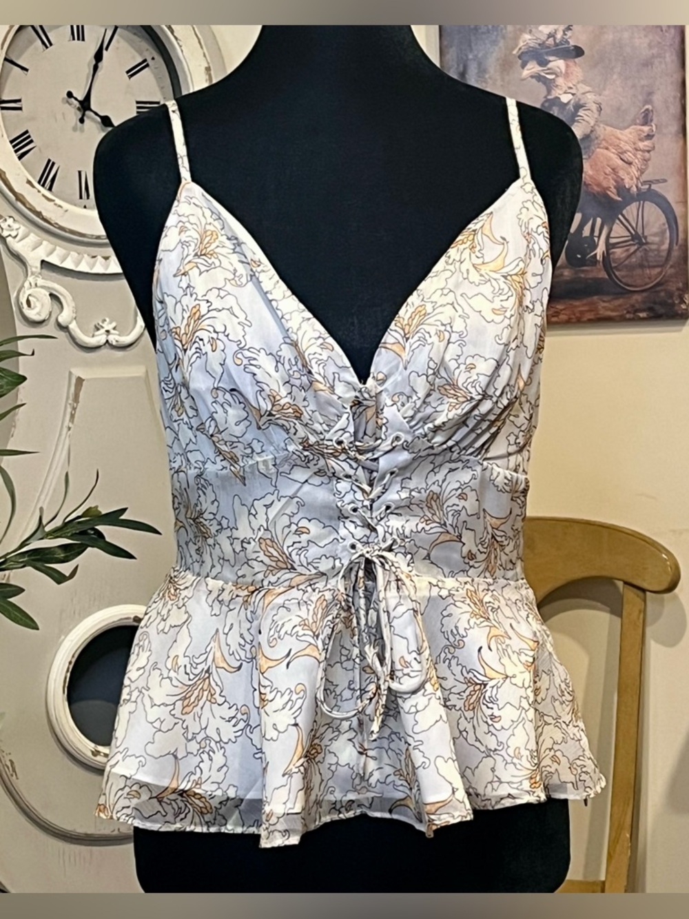 NWT The East Order Harlie Top Blue Floral Large